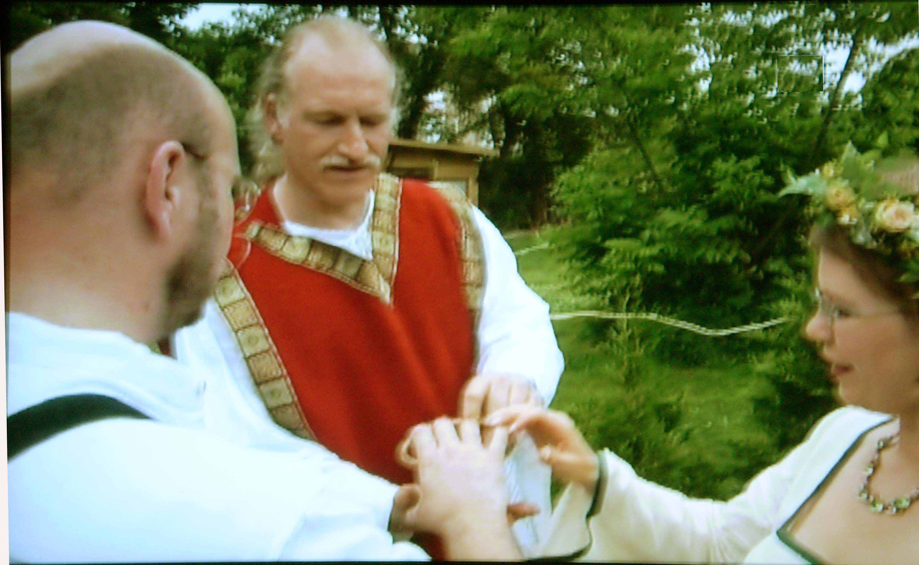 Leider zeigt ihr Browser die Eheweihe nicht